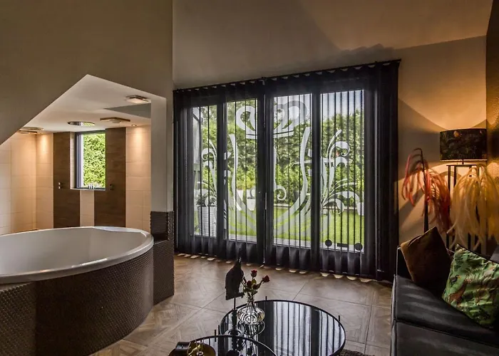 情趣酒店 Luxexcellent Super (adults Only) 尼兰