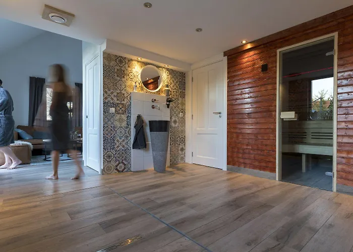 情趣酒店 Luxexcellent Super (adults Only) 尼兰