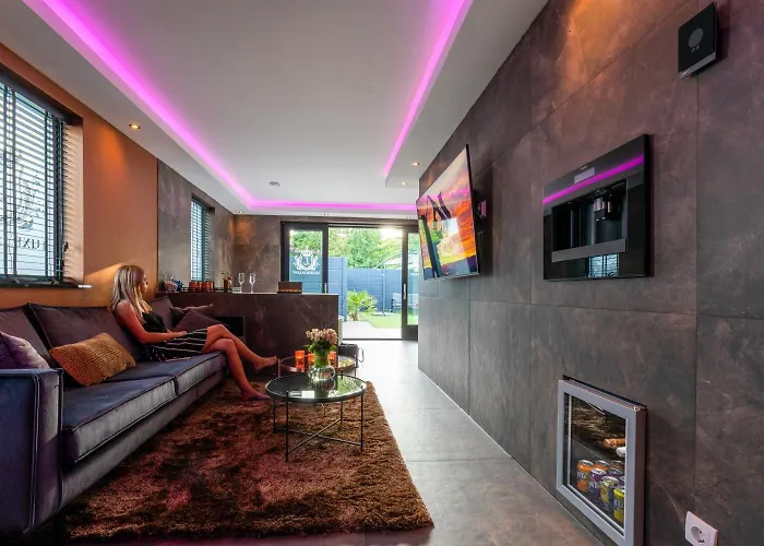 Luxexcellent Super (adults Only) 尼兰